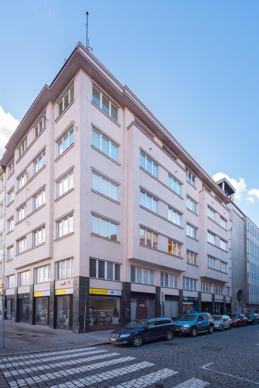 Bellagio Apartment B Πράγα Εξωτερικό φωτογραφία