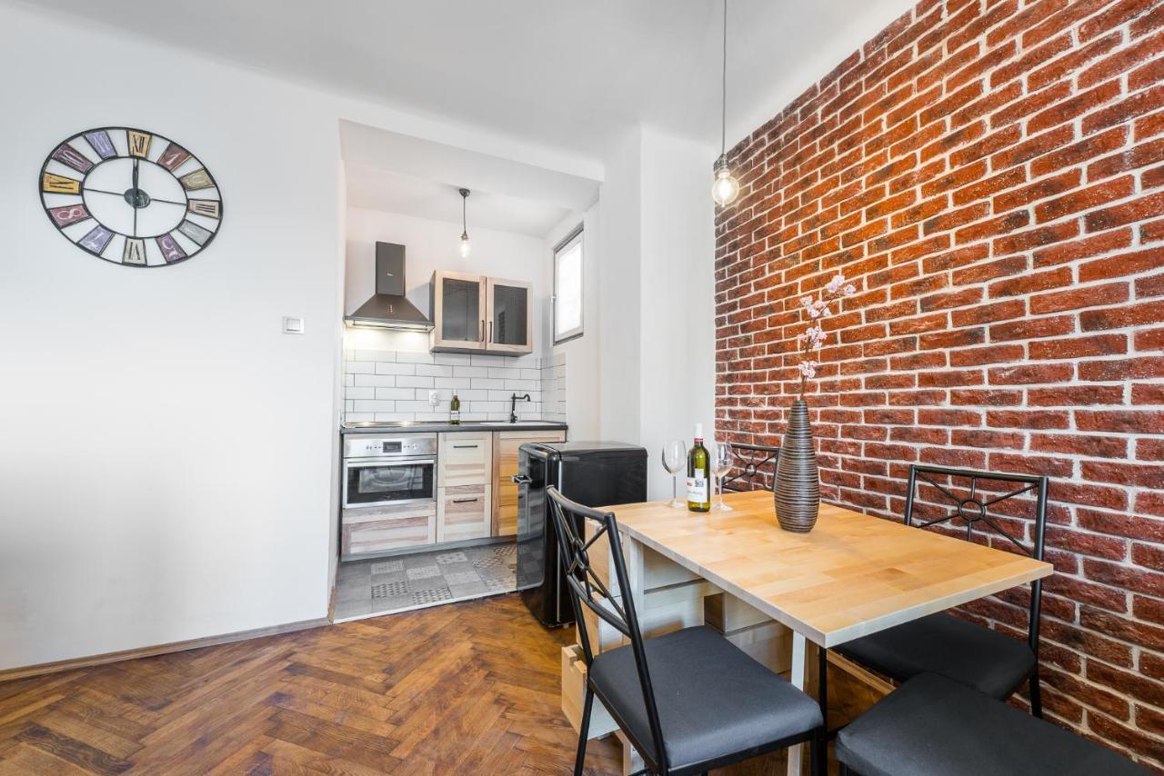 Bellagio Apartment B Πράγα Εξωτερικό φωτογραφία